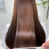 【東京大森KU-KUM】髪のクセと広がりを完全解決！美髪に髪質改善