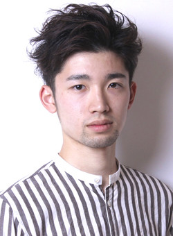 瑛太 髪型 画像あり の髪型 ヘアスタイル ヘアカタログ情報 21春夏