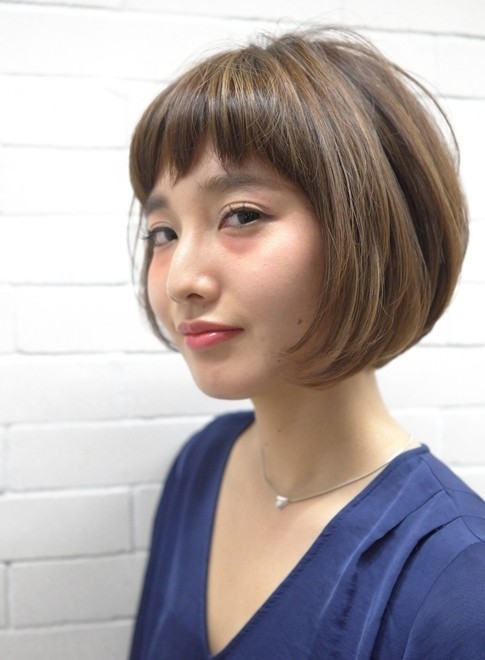 ボブ 丸みのある綺麗な大人ボブ Vieの髪型 ヘアスタイル ヘアカタログ 22秋冬