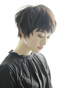 剛力彩芽 後ろ 髪型 画像あり の髪型 ヘアスタイル ヘアカタログ情報 21春夏