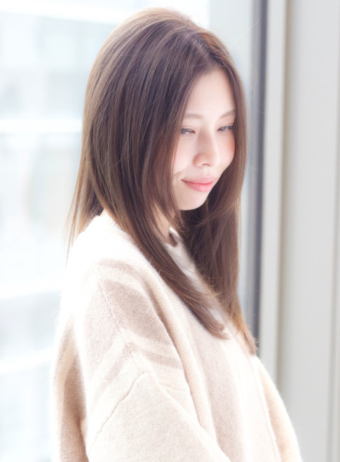 ロング 大人かわいいレイヤーストレート Afloat Japanの髪型 ヘアスタイル ヘアカタログ 21夏 秋