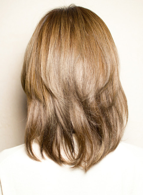 ミディアム ひし形シルエットミディアム Afloat Japanの髪型 ヘアスタイル ヘアカタログ 21春夏