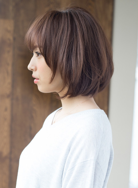 ボブ 丸みのあるショートボブ Afloat Japanの髪型 ヘアスタイル ヘアカタログ 21春夏
