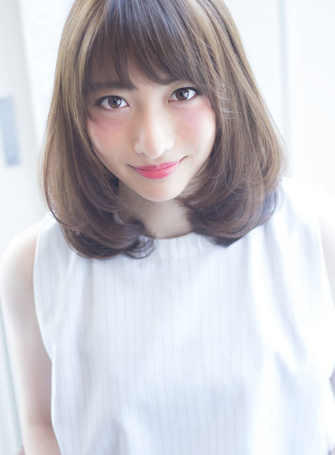 ミディアム すごい扱いやすいワンカールセミディ Afloat Japanの髪型 ヘアスタイル ヘアカタログ 21春夏