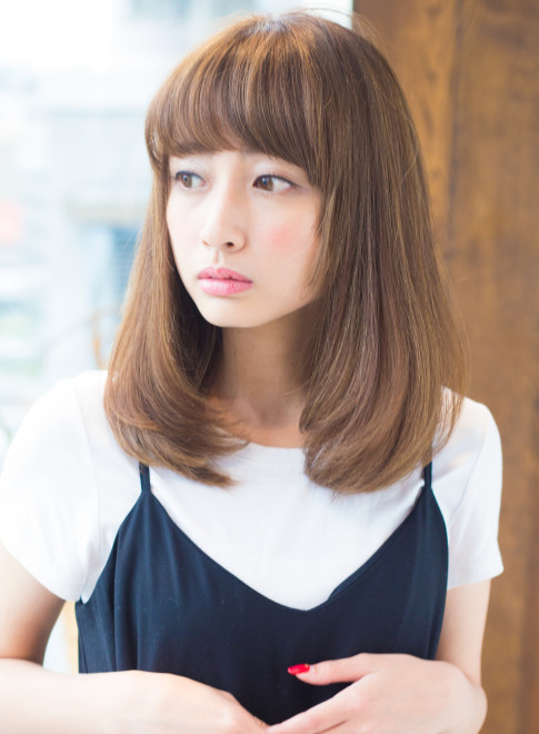 ミディアム 重めひし形ミディ Afloat Japanの髪型 ヘアスタイル ヘアカタログ 21春夏