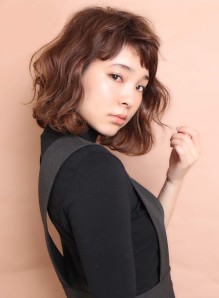 パーマ ボブ ローラ 髪型 画像あり の髪型 ヘアスタイル ヘアカタログ情報 21春夏 9ページ目