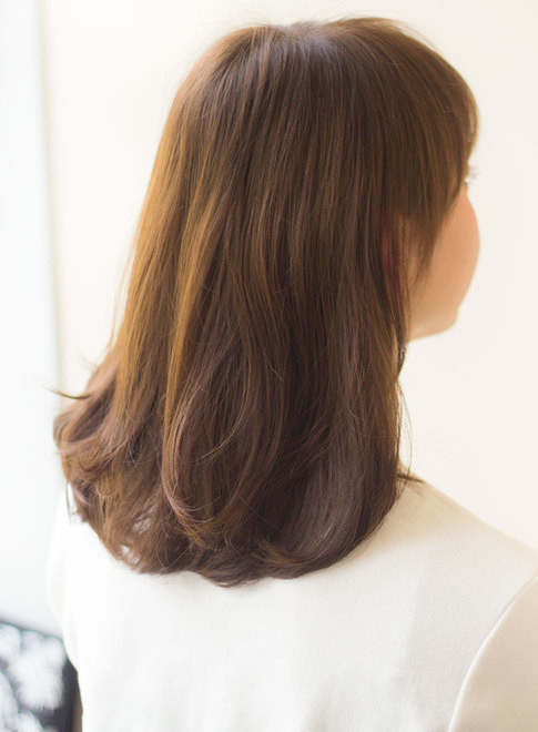 ミディアム まとまりやすい簡単ミディアム Afloat Japanの髪型 ヘアスタイル ヘアカタログ 秋冬