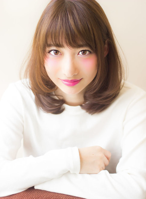 ミディアム まとまりやすい簡単ミディアム Afloat Japanの髪型 ヘアスタイル ヘアカタログ 21春夏