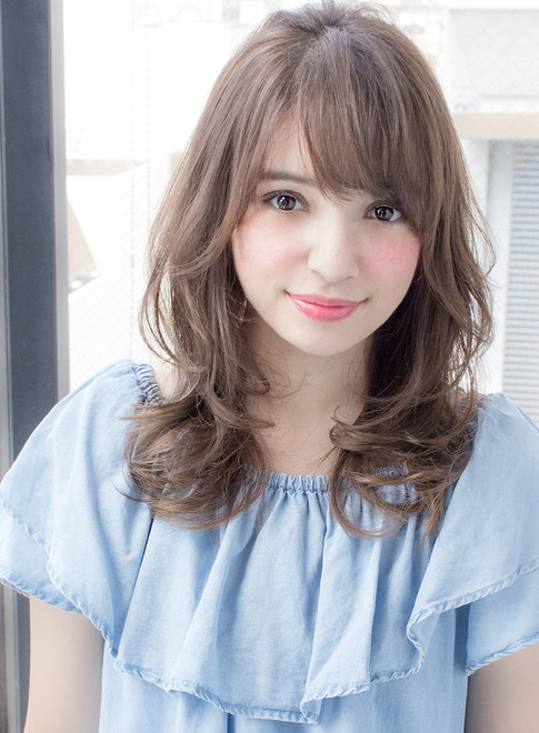 ミディアム Afloat明日香のゆるふわウェーブ Afloat Japanの髪型 ヘアスタイル ヘアカタログ 21春夏