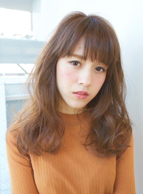 ロング ふわふわデジタルパーマ Afloat Japanの髪型 ヘアスタイル ヘアカタログ 21春夏