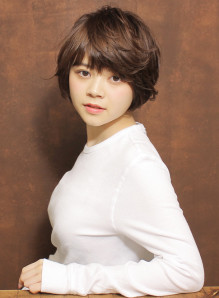 内田有紀の髪型が人気 定番ショートヘアカタログ 髪型 ヘアスタイル ヘアカタログ ビューティーナビ