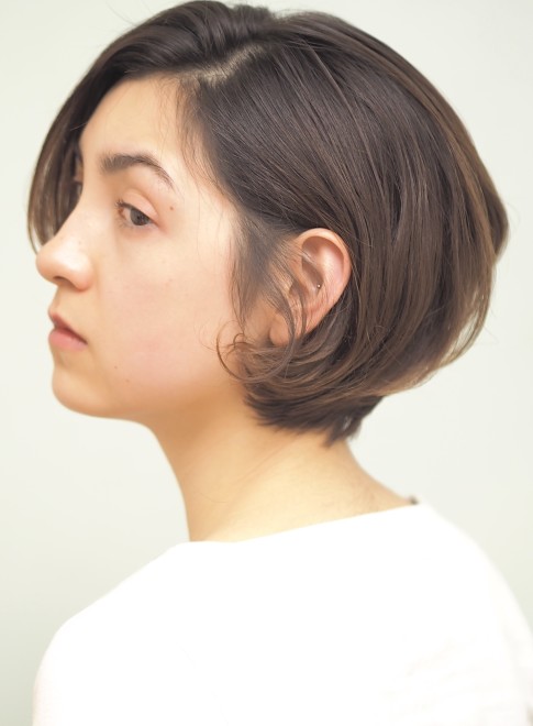 ボブ 耳かけできる 前下がりのボブスタイル Beautrium 265の髪型 ヘアスタイル ヘアカタログ 21春夏