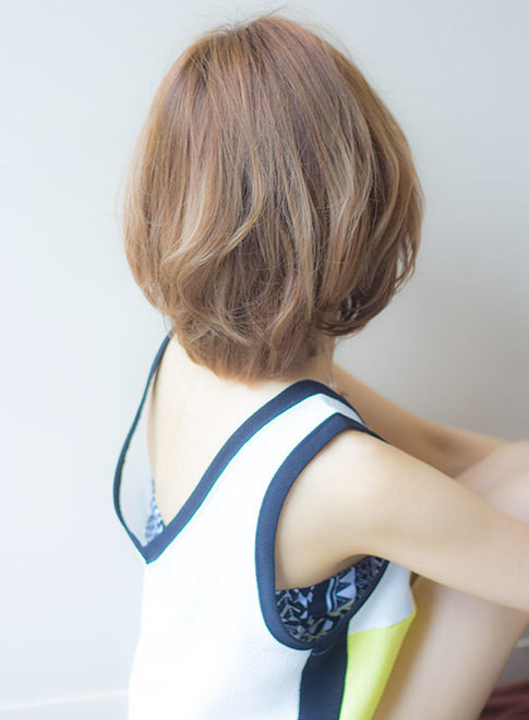 ボブ 柔らかい丸みの大人ミディアムボブ Afloat Japanの髪型 ヘアスタイル ヘアカタログ 21春夏