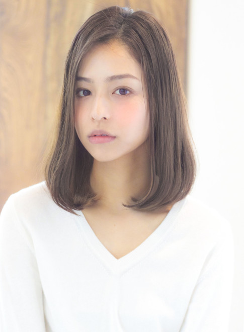 ミディアム ワンカールパーマのミディアムボブ Afloat Japanの髪型 ヘアスタイル ヘアカタログ 21春夏