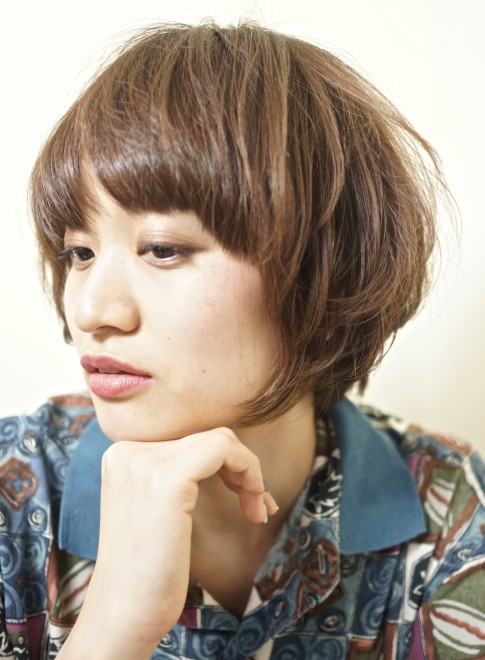 ボブ バング厚めのマッシュボブ Gokan Omotesando の髪型 ヘアスタイル ヘアカタログ 21春夏