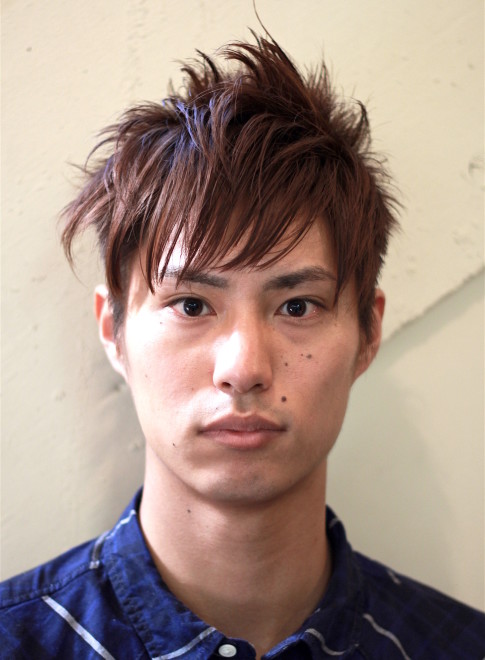 メンズ ザクザクの毛束感のメンズツーブロック Gokan Omotesando の髪型 ヘアスタイル ヘアカタログ 21春夏