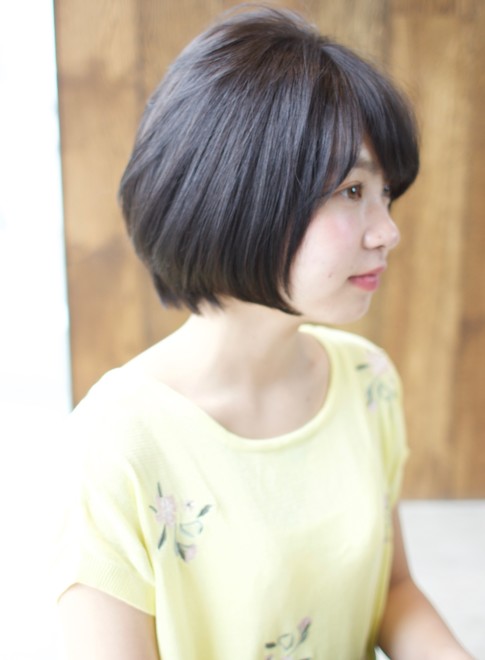 ショートヘア トップボリューム小顔ショート Afloat Japanの髪型 ヘアスタイル ヘアカタログ 秋冬