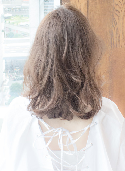 ミディアム 石原さとみさん風 ゆるふわミディ Afloat Japanの髪型 ヘアスタイル ヘアカタログ 21春夏