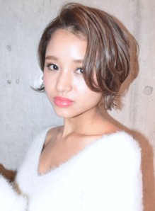 かきあげ ショートボブ 画像あり の髪型 ヘアスタイル ヘアカタログ情報 21夏 秋