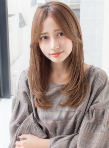 ロング セミロング パーマ ストレート 前髪 長さ あごライン の 21春夏 今人気no 1の髪型 ヘアスタイルは ヘアカタログbeauty Navi