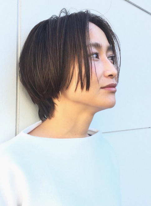 ショートヘア 乾かすだけで決まる前下がりショートボブ Beautrium 福岡の髪型 ヘアスタイル ヘアカタログ 21春夏