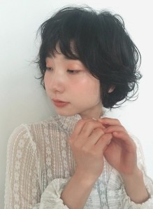ショート レトロ 画像あり の髪型 ヘアスタイル ヘアカタログ情報 21春夏