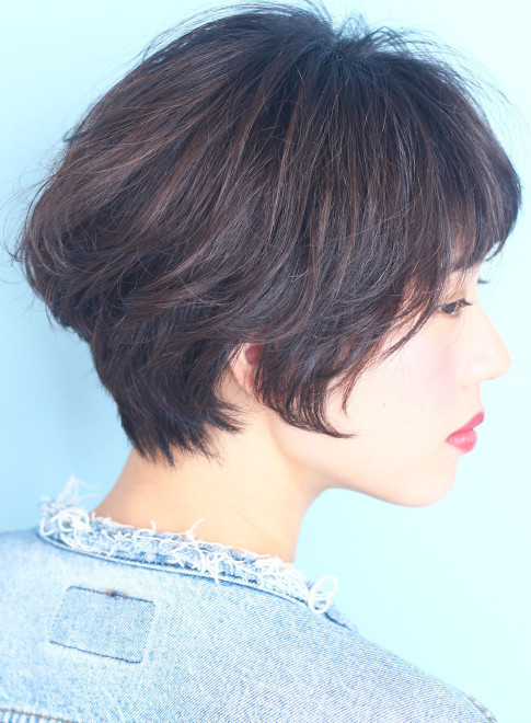ショートヘア フォルムがキレイなカジュアルショートボブ Beautrium Ginzaの髪型 ヘアスタイル ヘアカタログ 21春夏