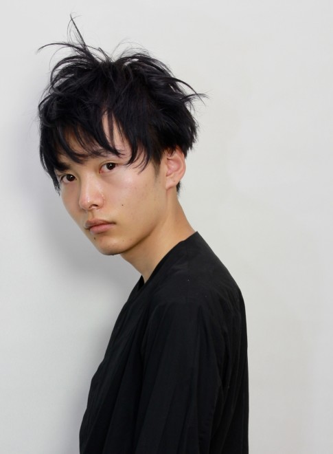 メンズ 音楽好きな無造作な髪型 Gokan Omotesando の髪型 ヘアスタイル ヘアカタログ 22秋冬