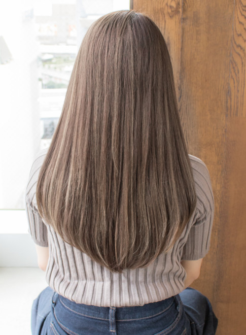ロング 安室奈美恵さん風フェザーロングストレート Afloat Japanの髪型 ヘアスタイル ヘアカタログ 21春夏