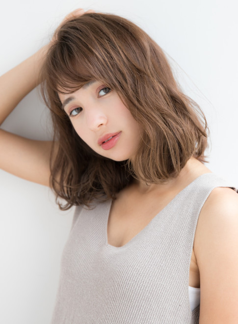ミディアム 30代40代おすすめ ふんわりミディアム Garden Aoyamaの髪型 ヘアスタイル ヘアカタログ 21春夏