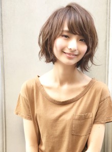 丸顔でも似合うストレートショートボブ 髪型 ヘアスタイル ヘアカタログ ビューティーナビ 12ページ目