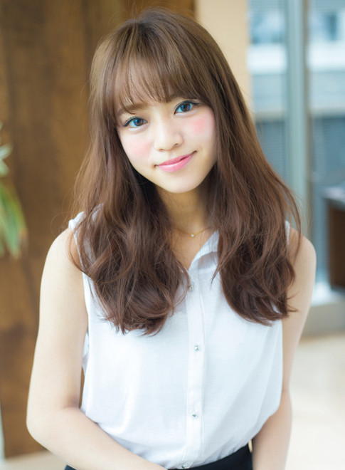 ロング 大人可愛いロングウェーブ Afloat Japanの髪型 ヘアスタイル ヘアカタログ 21夏 秋