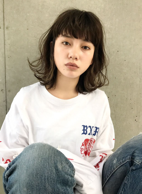 ミディアム ストリート外ハネボブ Ocean Tokyo Sunnyの髪型 ヘアスタイル ヘアカタログ 21夏 秋
