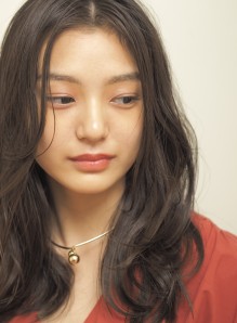 おでこ 広い 髪型 画像あり の髪型 ヘアスタイル ヘアカタログ情報 21春夏 211ページ目