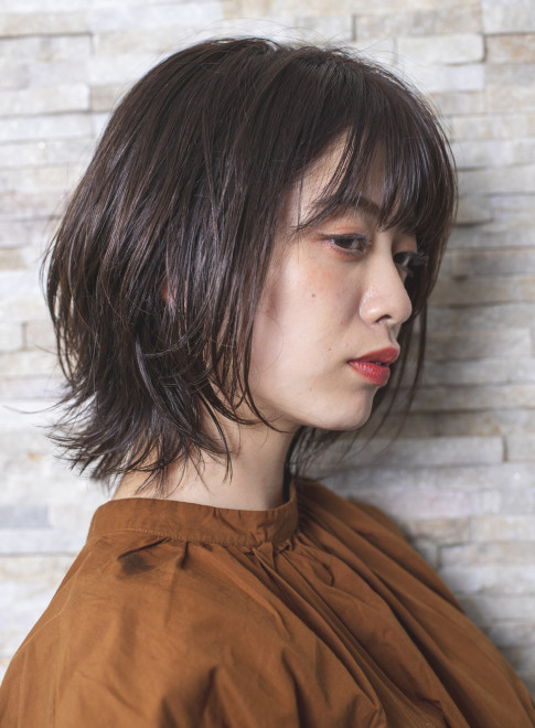 ボブ オススメピンクベージュのレイヤーボブ Claude Monet H2o Aveda 渋谷ヒカリエshinqs店の髪型 ヘアスタイル ヘア カタログ 21春夏