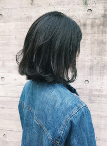 スモーキーアッシュ 髪色 画像あり の髪型 ヘアスタイル ヘアカタログ情報 21春夏