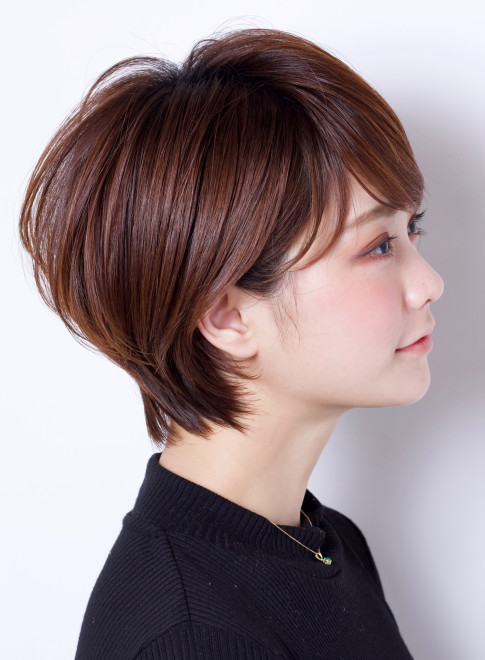 ショートヘア ショートヘア 秘密の長さで小顔カット Beautrium 青山の髪型 ヘアスタイル ヘアカタログ 21春夏