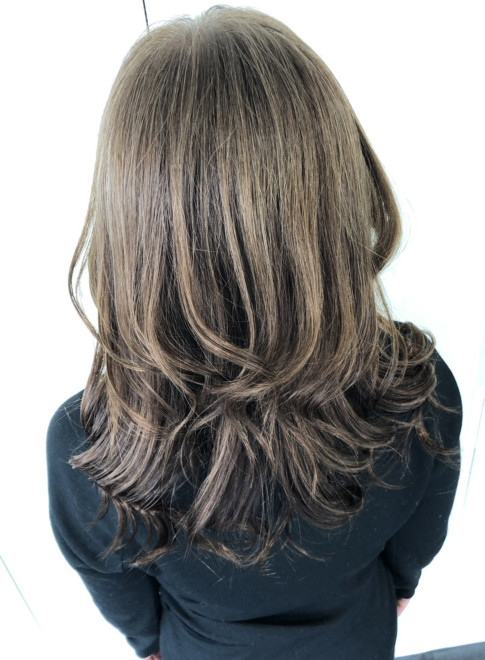 セミロング ベーシック3dカラー Hair Salon Besの髪型 ヘアスタイル