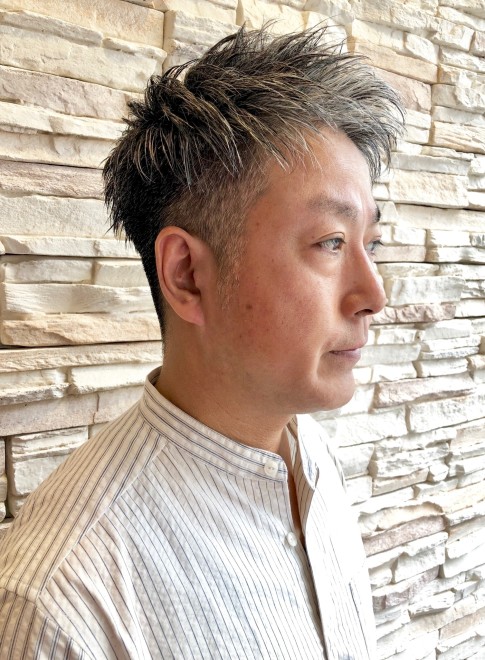 メンズ 大人メンズ ツーブロックベリーショート Gokan Omotesando の髪型 ヘアスタイル ヘアカタログ 22春夏