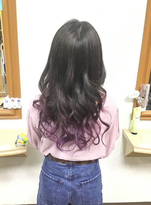 ロング バレイヤージュ グラデーションカラー Tomoの髪型 ヘアスタイル ヘアカタログ 21夏 秋