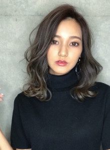 セクシー ミディアム 画像あり の髪型 ヘアスタイル ヘアカタログ情報 21春夏