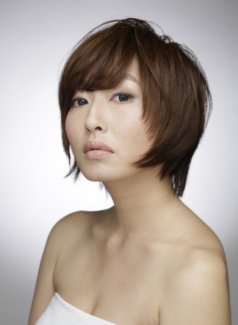 ショートヘア アシンメトリーなショートスタイル Atelier Coの髪型 ヘアスタイル ヘアカタログ 21春夏