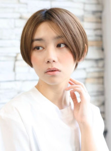 10代 ショートカット ストレート ヘアカタログ 画像あり の髪型 ヘアスタイル ヘアカタログ情報 夏 秋