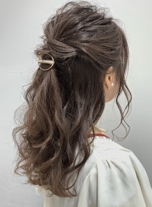 ハーフアップ 可愛い 髪型 画像あり の髪型 ヘアスタイル ヘア