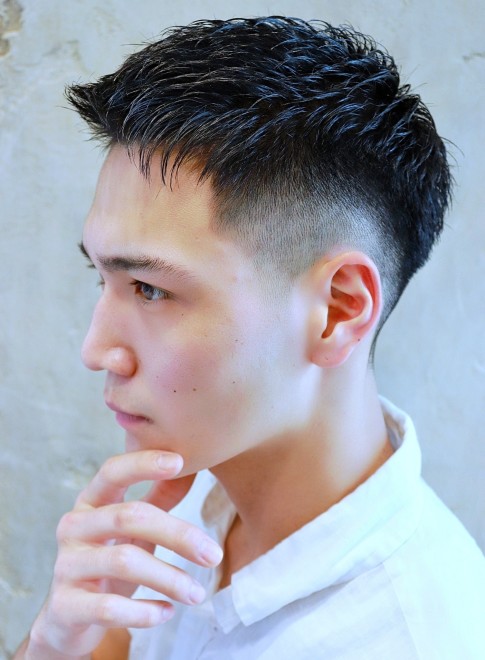 メンズ ビジネスマンに 爽やかフェードスタイル Afloat Japanの髪型 ヘアスタイル ヘアカタログ 21春夏