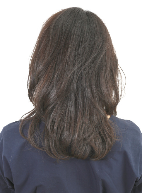 ミディアム 巻きやすいひし形レイヤースタイル Hair Make Feb 南浦和店の髪型 ヘアスタイル ヘアカタログ 22春夏