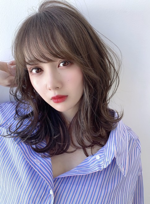 ミディアム 代30代 色っぽくびれミディアム Afloat Japanの髪型 ヘアスタイル ヘアカタログ 21夏 秋
