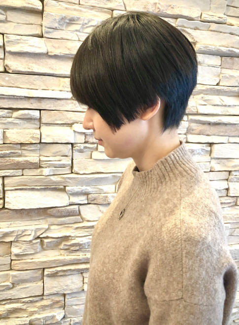 ショートヘア 40代50代黒髪ショートボブ Gokan Omotesando の髪型