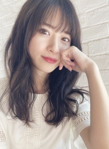 くせ毛 セミロング 髪型 画像あり の髪型 ヘアスタイル ヘアカタログ情報 21春夏