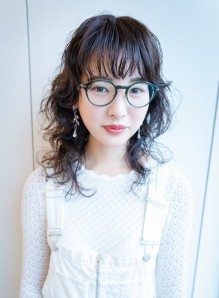 ウルフ ロング 女 髪型 画像あり の髪型 ヘアスタイル ヘアカタログ情報 21春夏